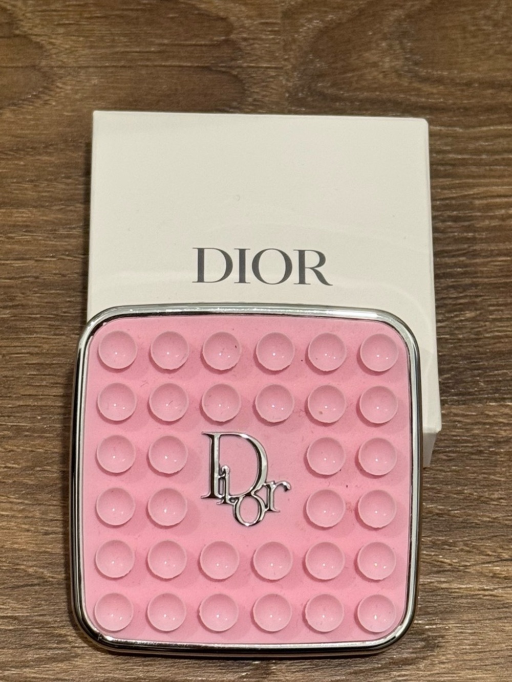 Dior octobuddy